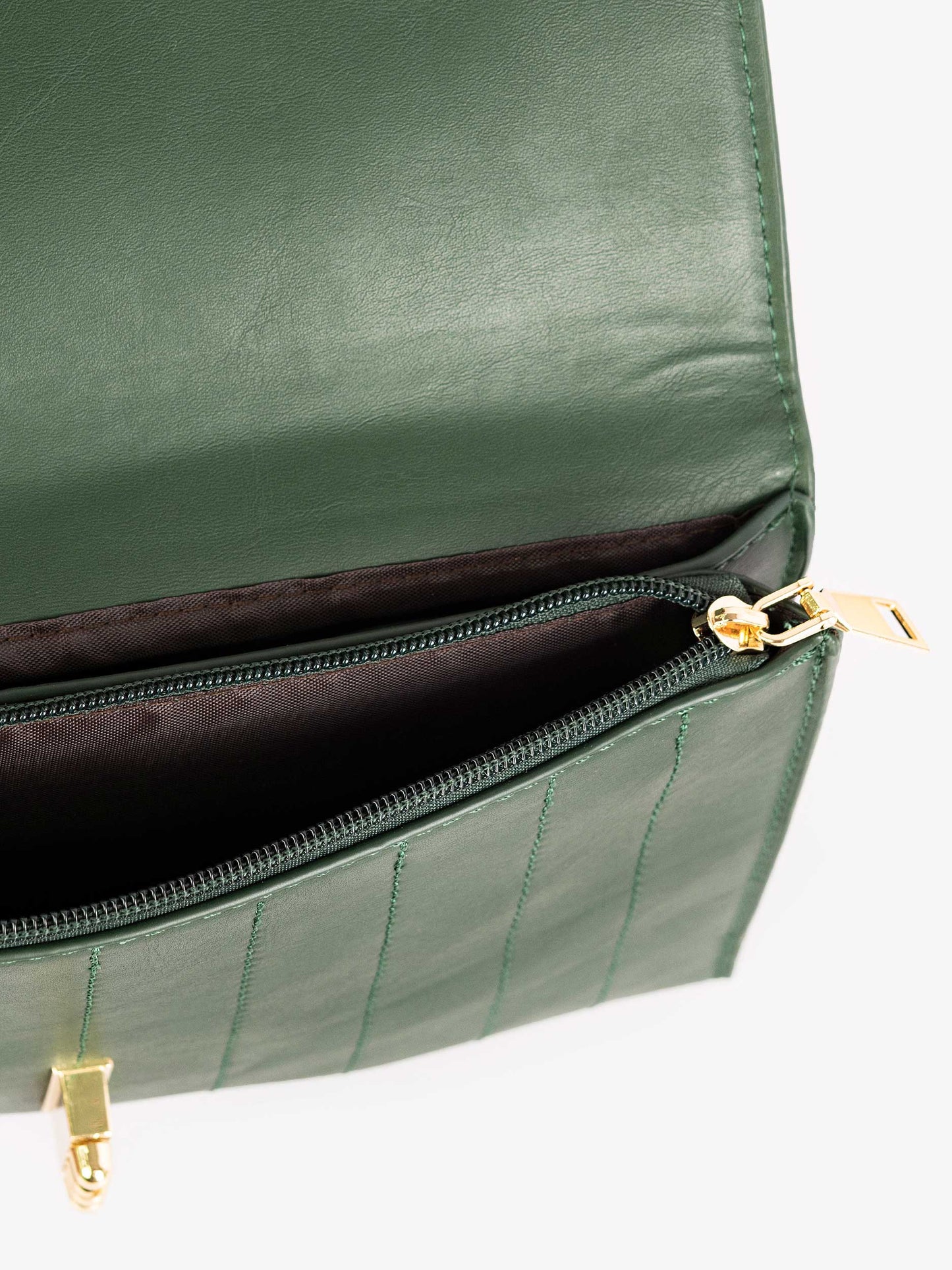 Green Stitch Pattern Clutch with Metallic Chain